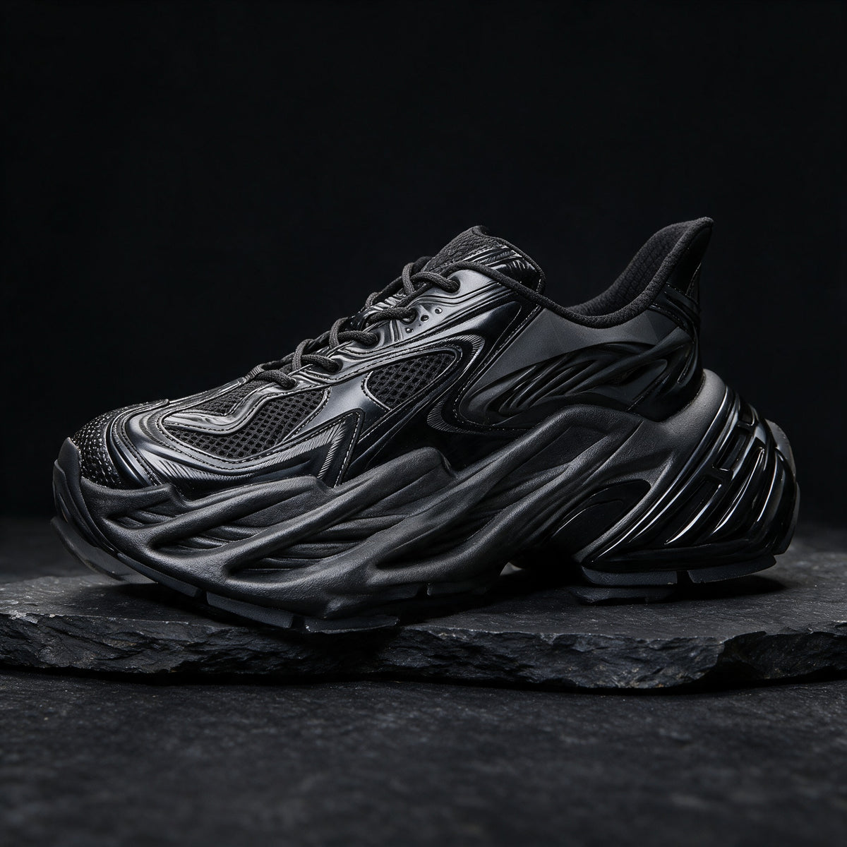 ブラック|ONDA ブラック ソールの厚み（実物写真ベースの生成イメージ）